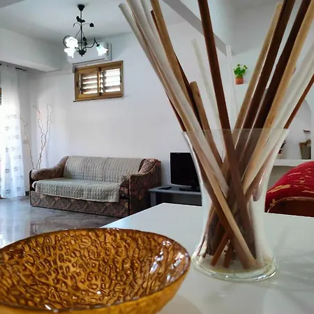Lägenhet Casa Vacanze A Due Passi Dal Mare Furci Siculo